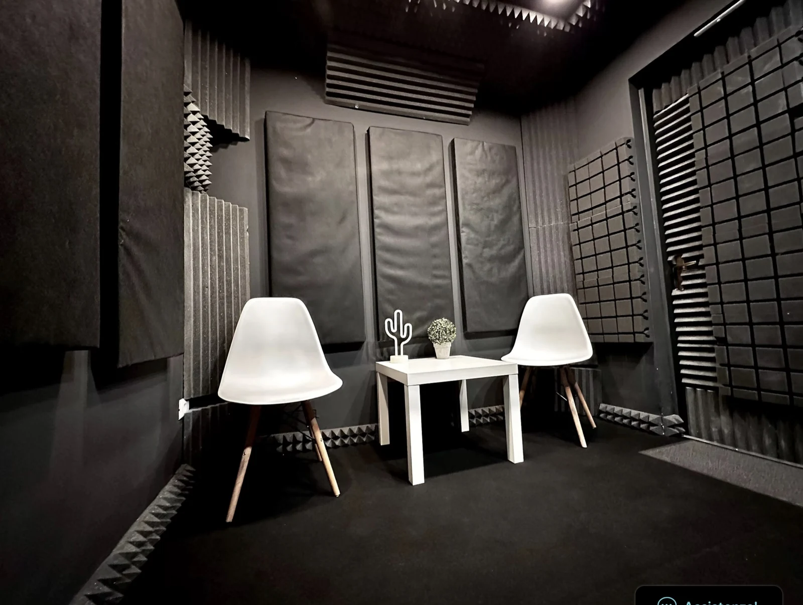 Setup per la produzione podcast di ICY Studios