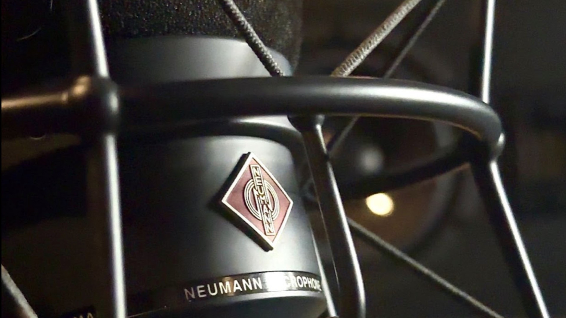 Neumann TLM 103